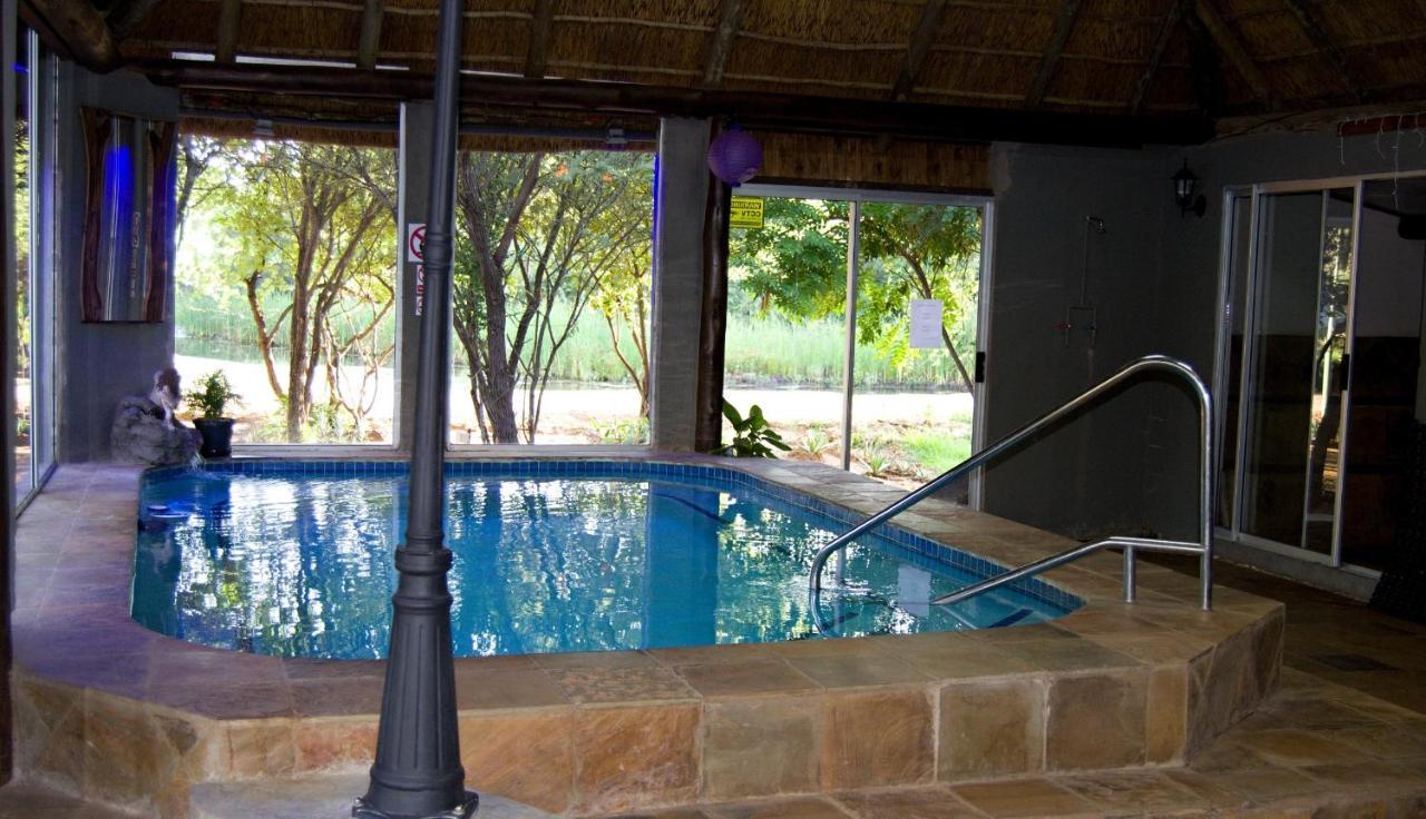 Suzie'S Loft - Nude - Suneden Family Naturist Resort Pretoria Exterior photo